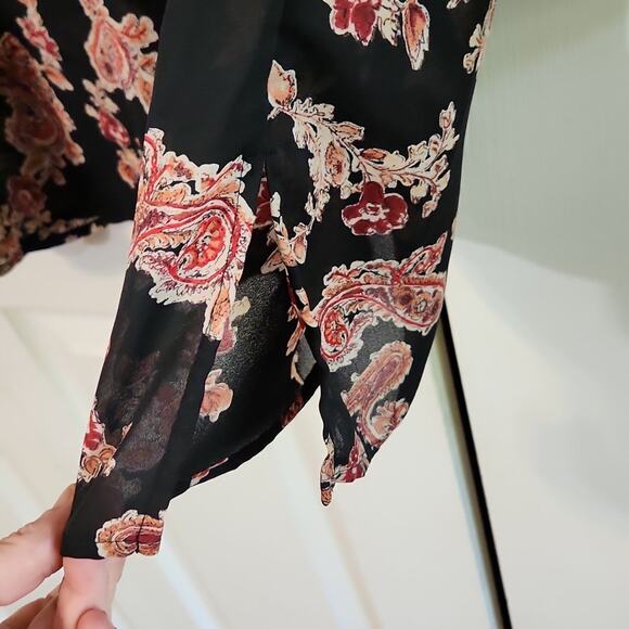 Venezia Womens Black Floral Babydoll Blouse Size 18/20 Sheer Dark Romantic - Picture 6 of 10